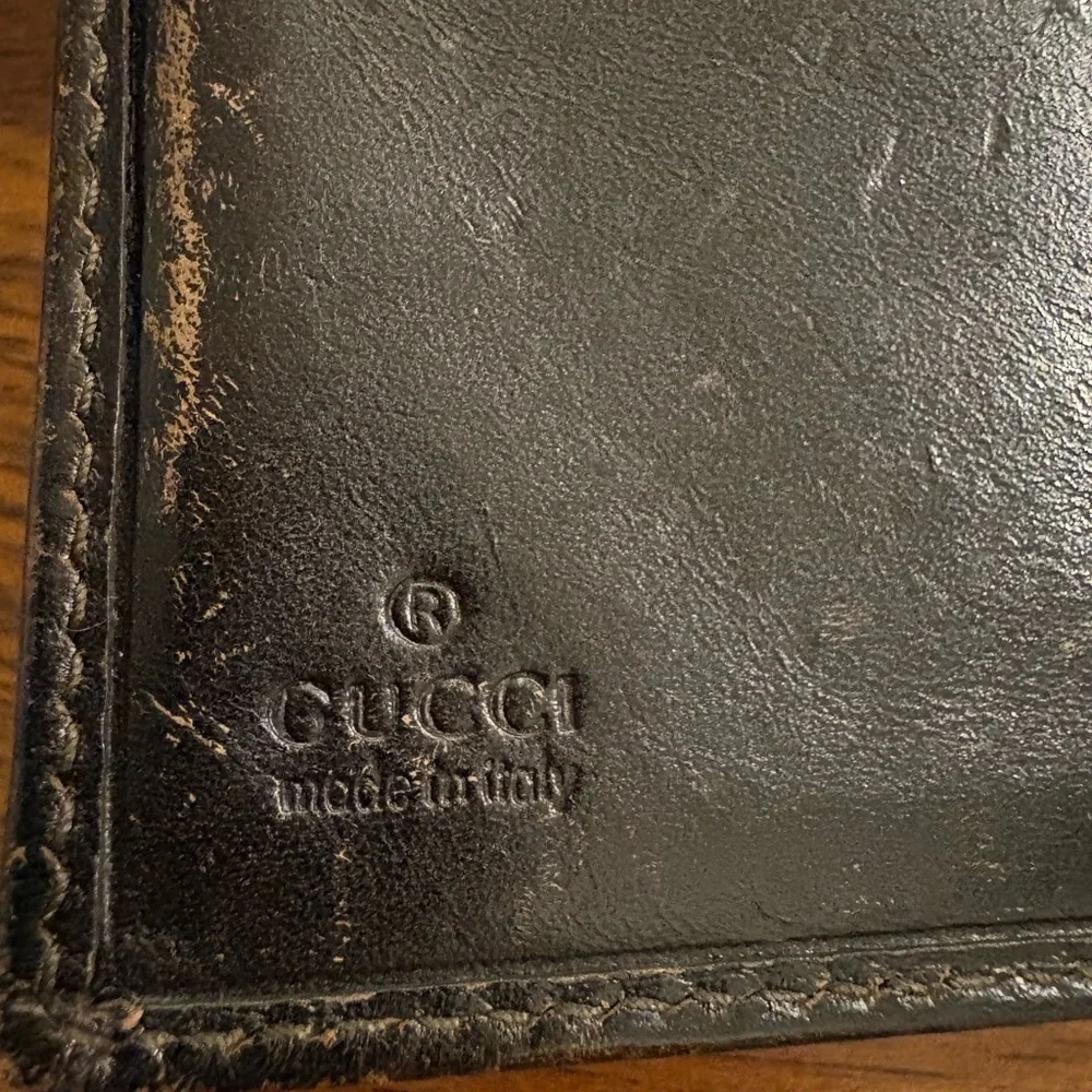 Vintage Gucci Beige Monogram Wallet with Black Leather and Red-Green Stripe